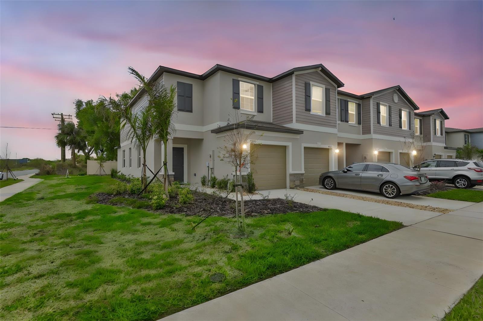 2661 Sunray Venus Way, FL