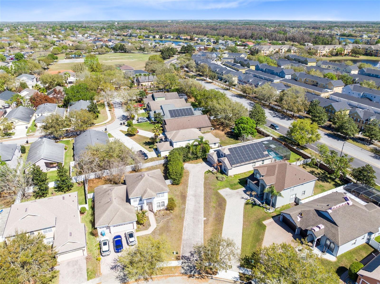 6658 Lake Pembroke Place, FL