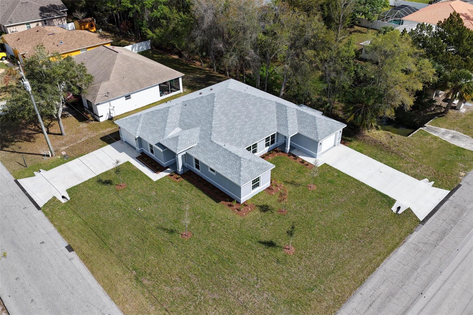 95 Providence Ln, FL