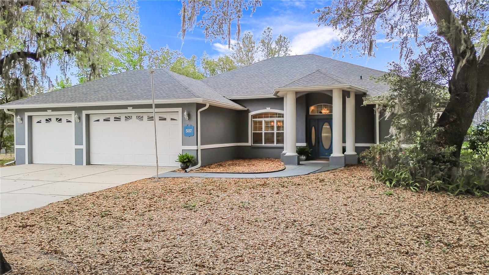 507 Dowling Cir, FL