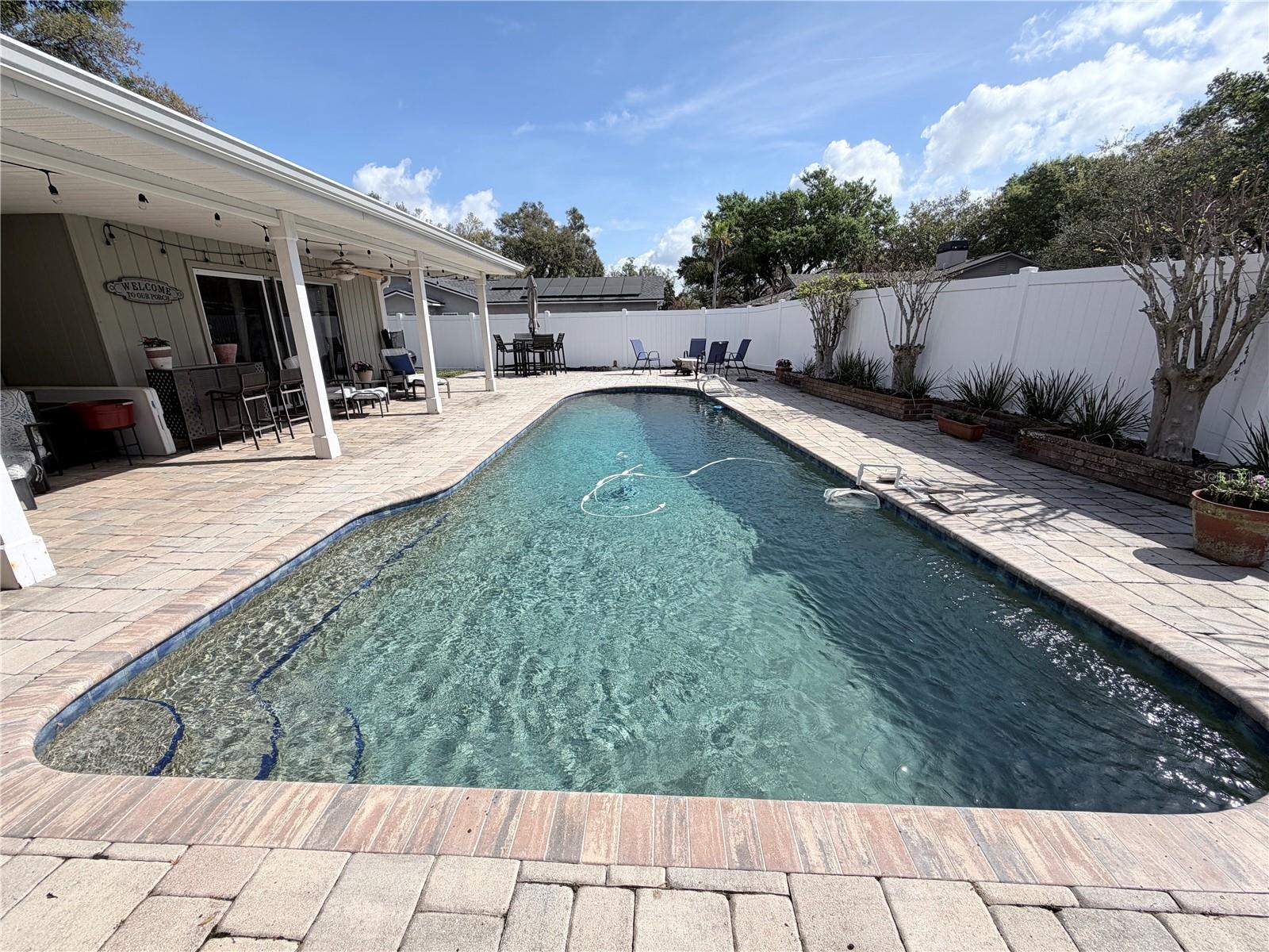 320 White Oak Circle, FL