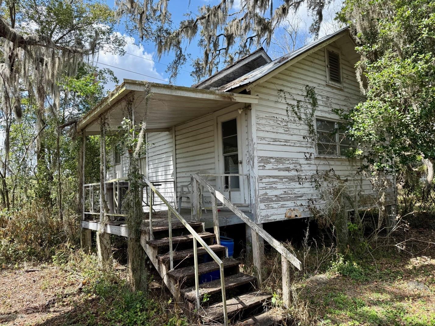 10010 Fort King Road, FL
