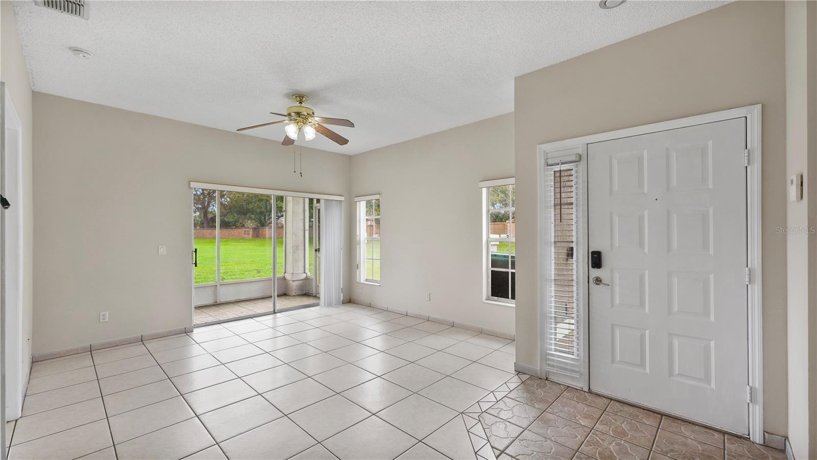 14556 Laguna Beach Circle, FL