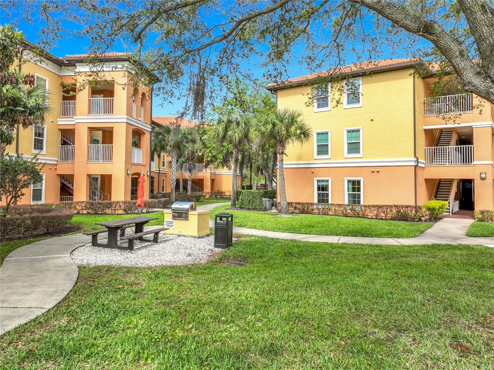 5471 Vineland Road, FL