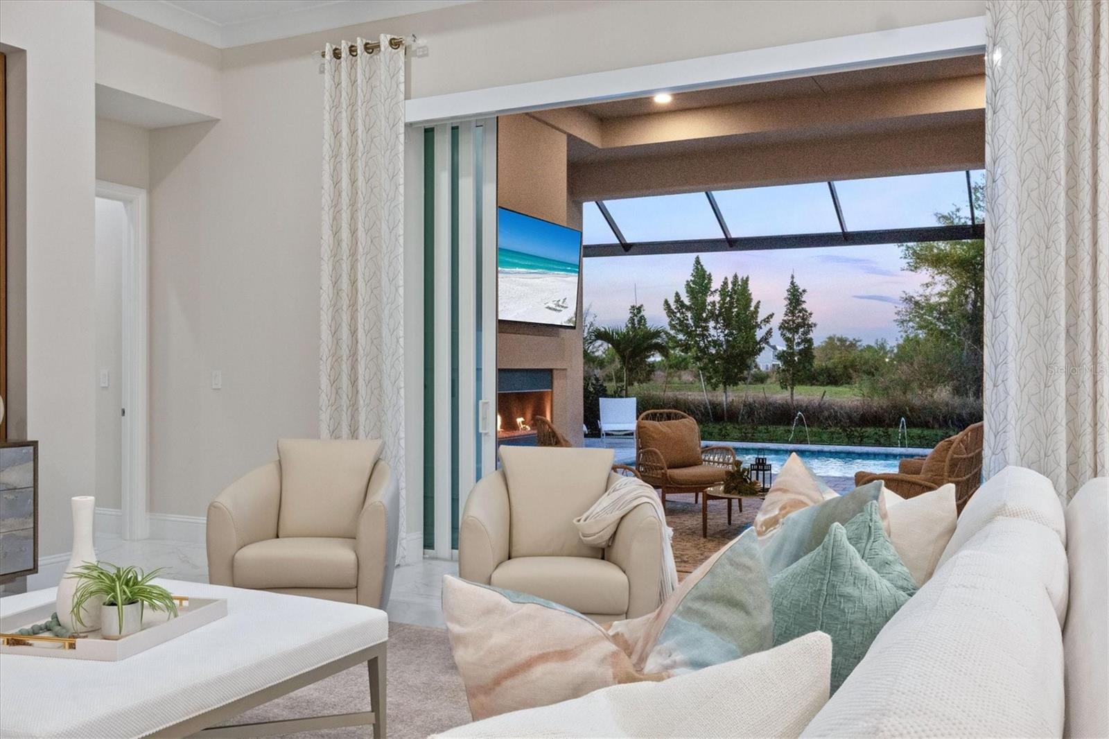 8352 Sea Glass Court, FL