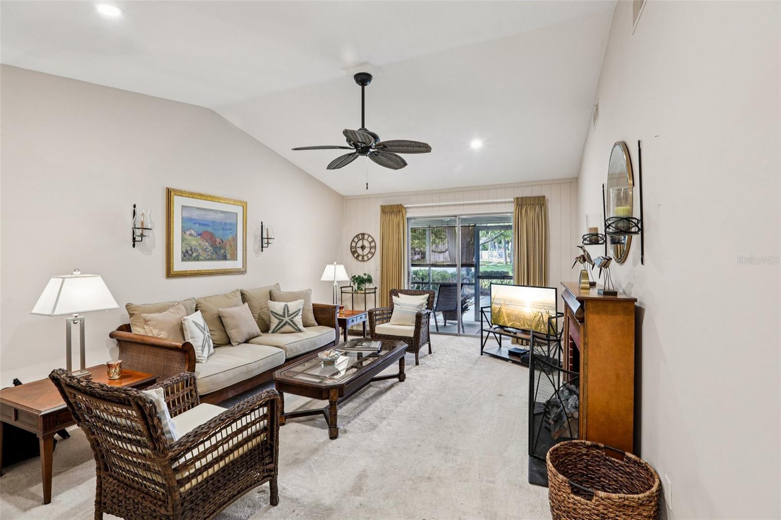 288 Salem Street, FL