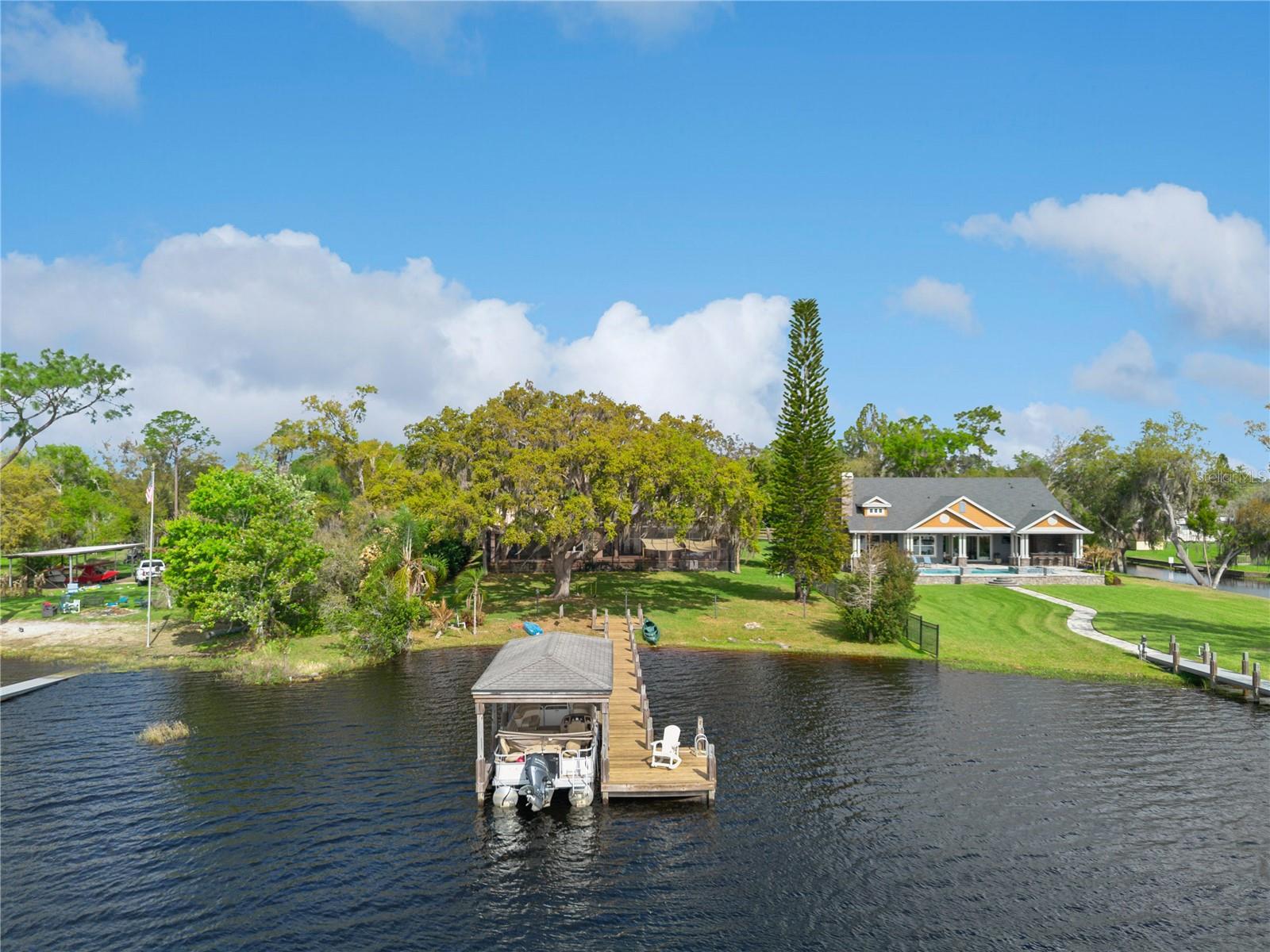 6358 Oak Shore Dr, FL