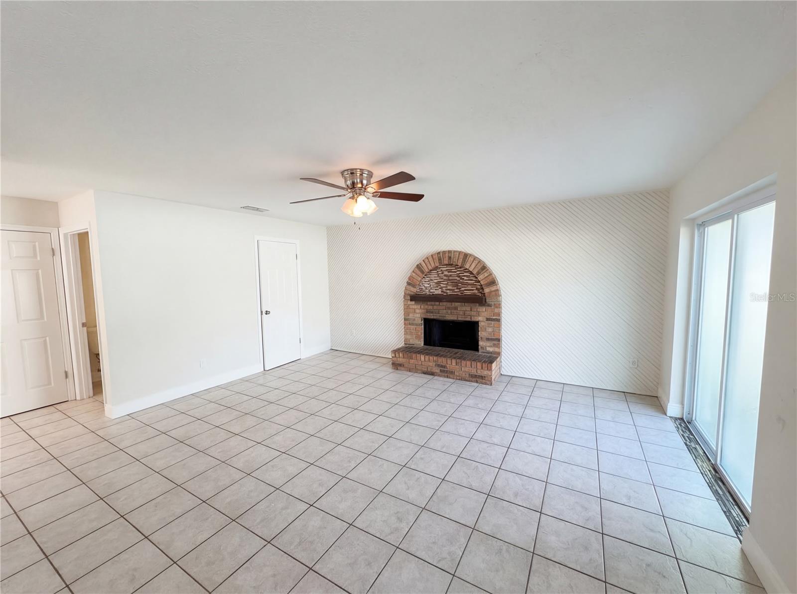 1729 Elmstead Court, FL