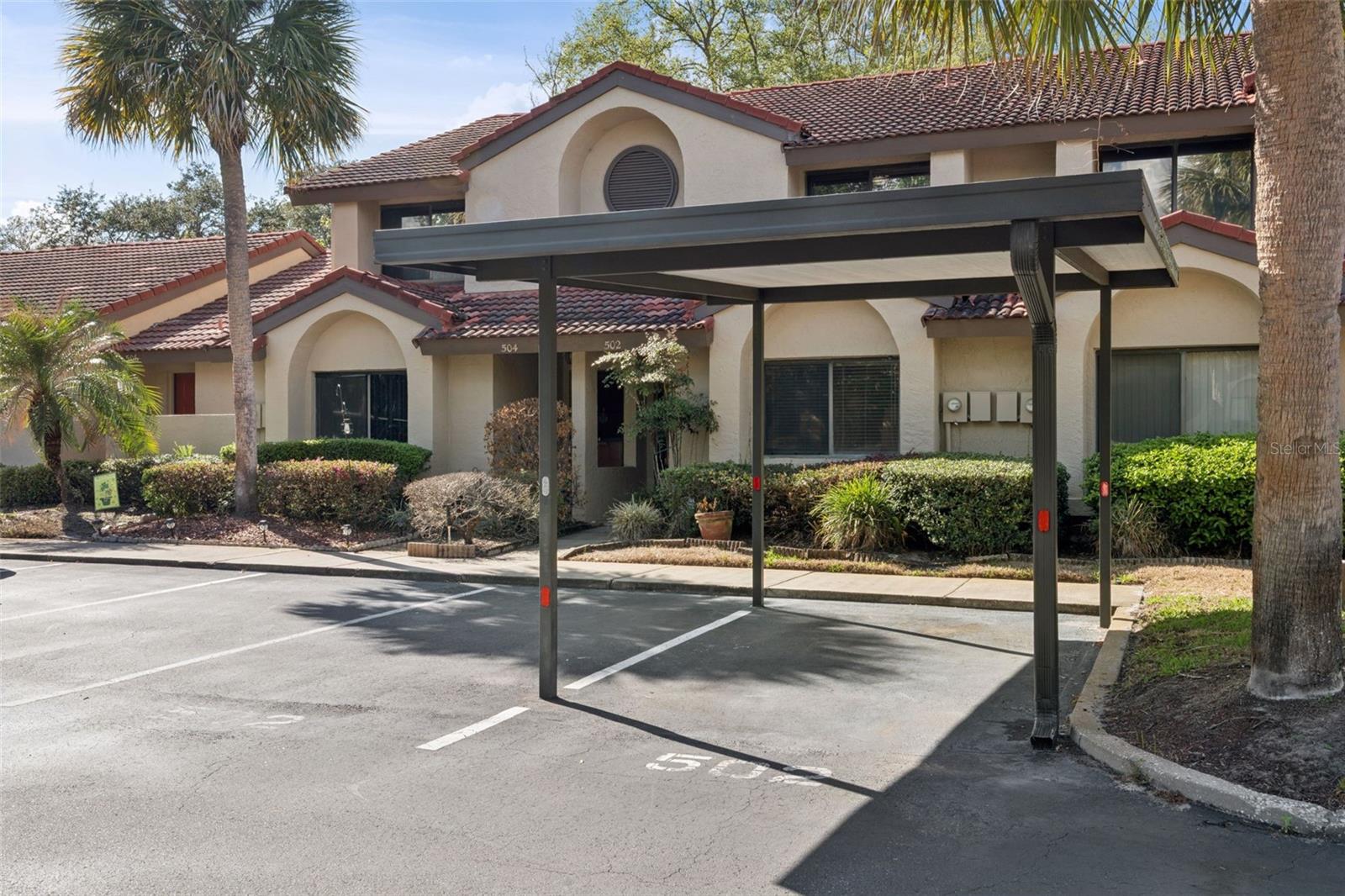 502 Club Dr, FL