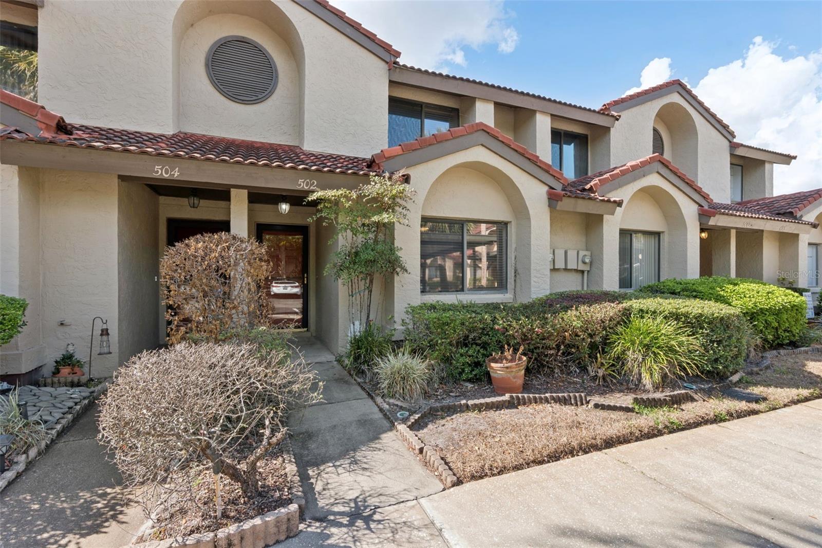 502 Club Dr, FL