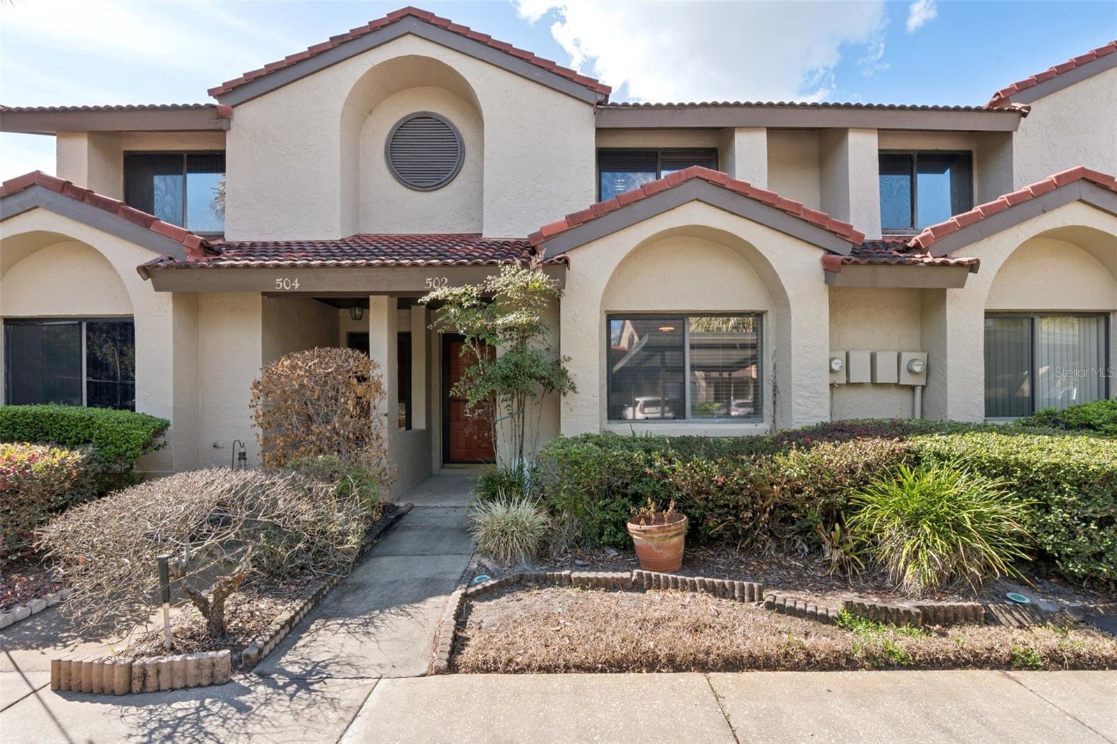 502 Club Dr, FL