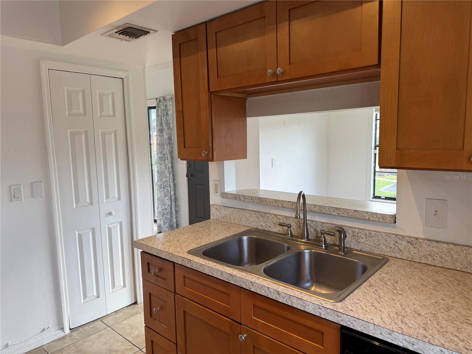3217 Oak Lawn Place, FL