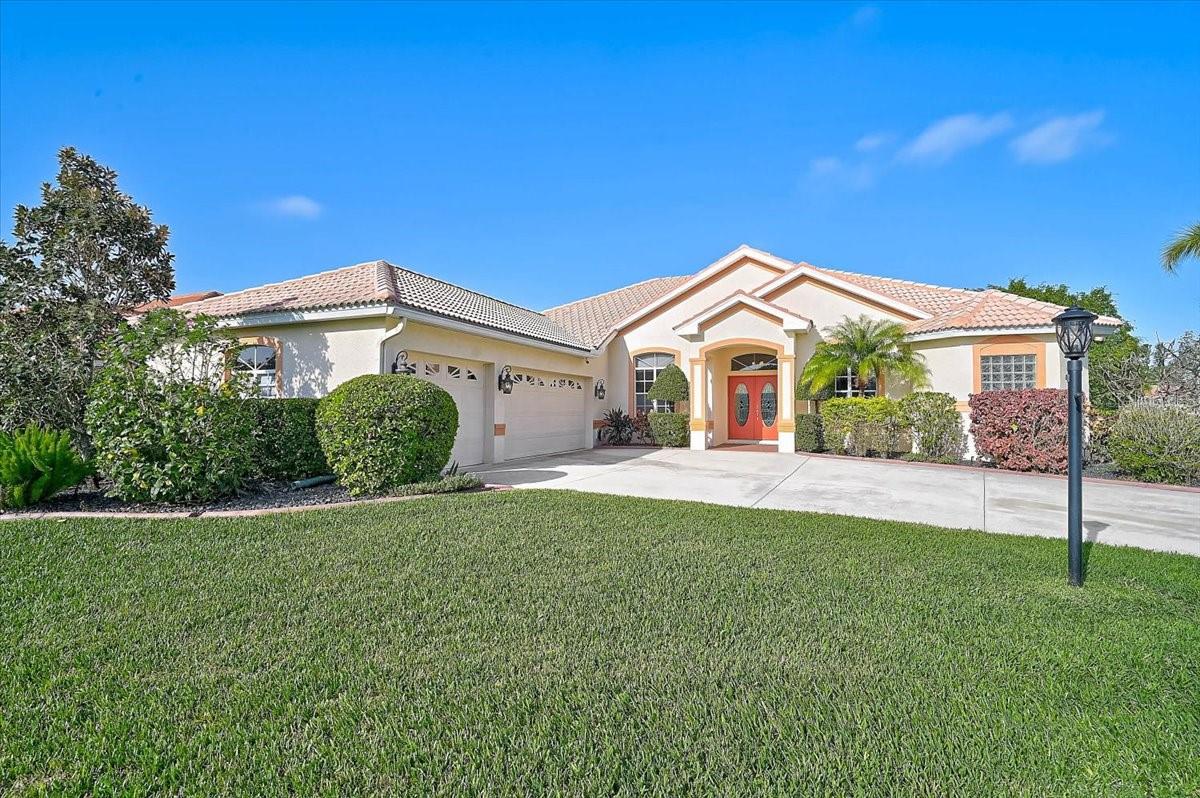 4422 Mcintosh Lake Avenue, FL