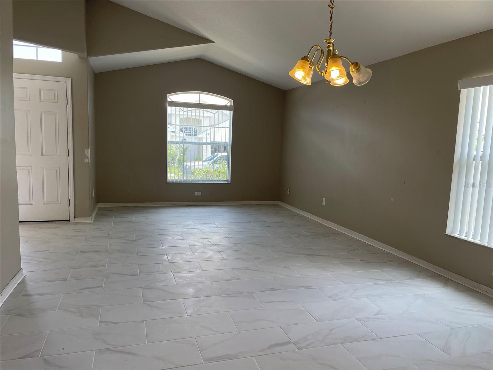 712 Brayton Lane, FL