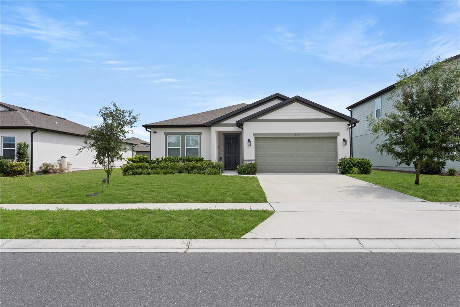 1313 Sterling Pointe Dr, FL