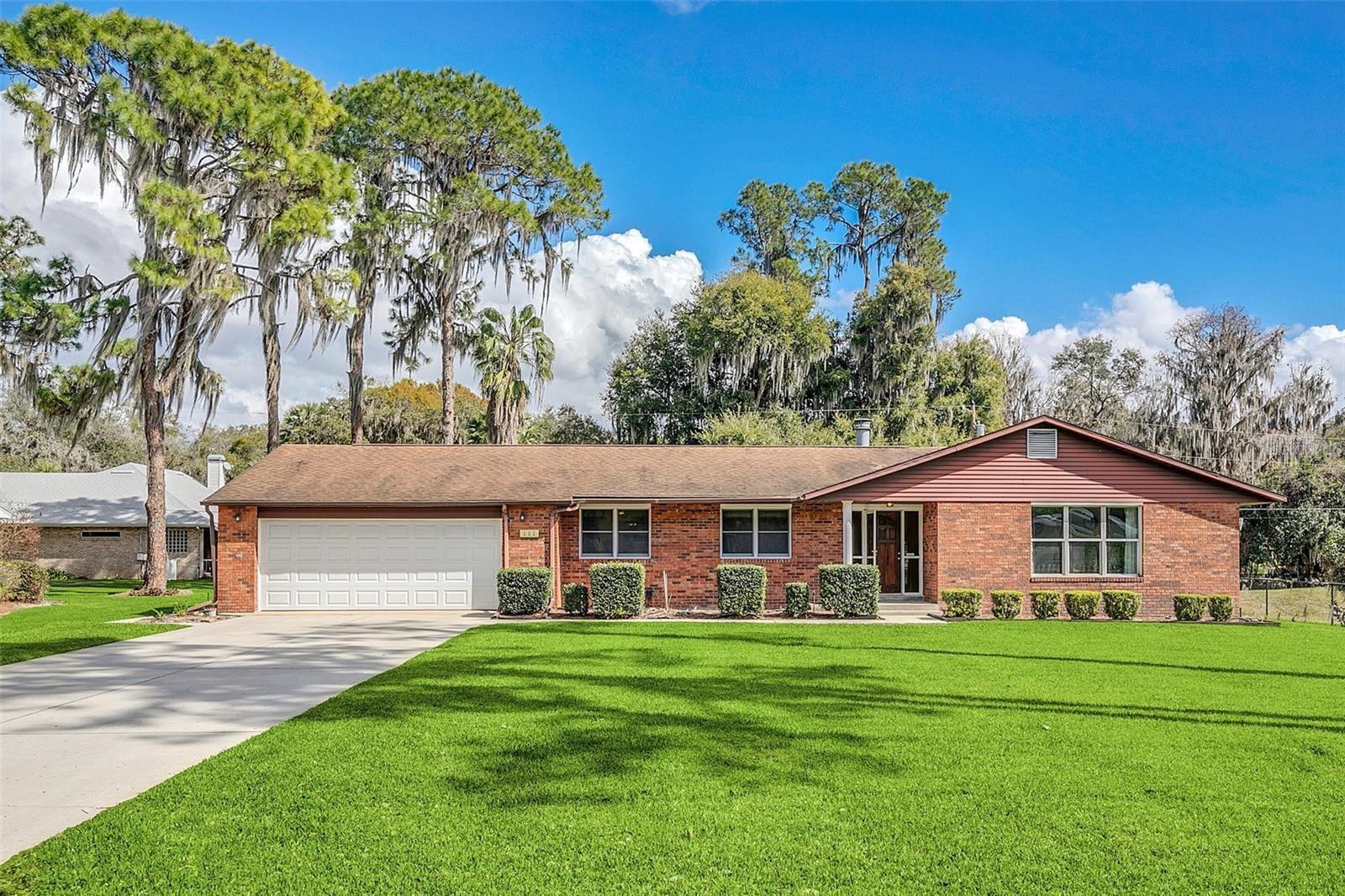 111 Cardinal Lane, FL