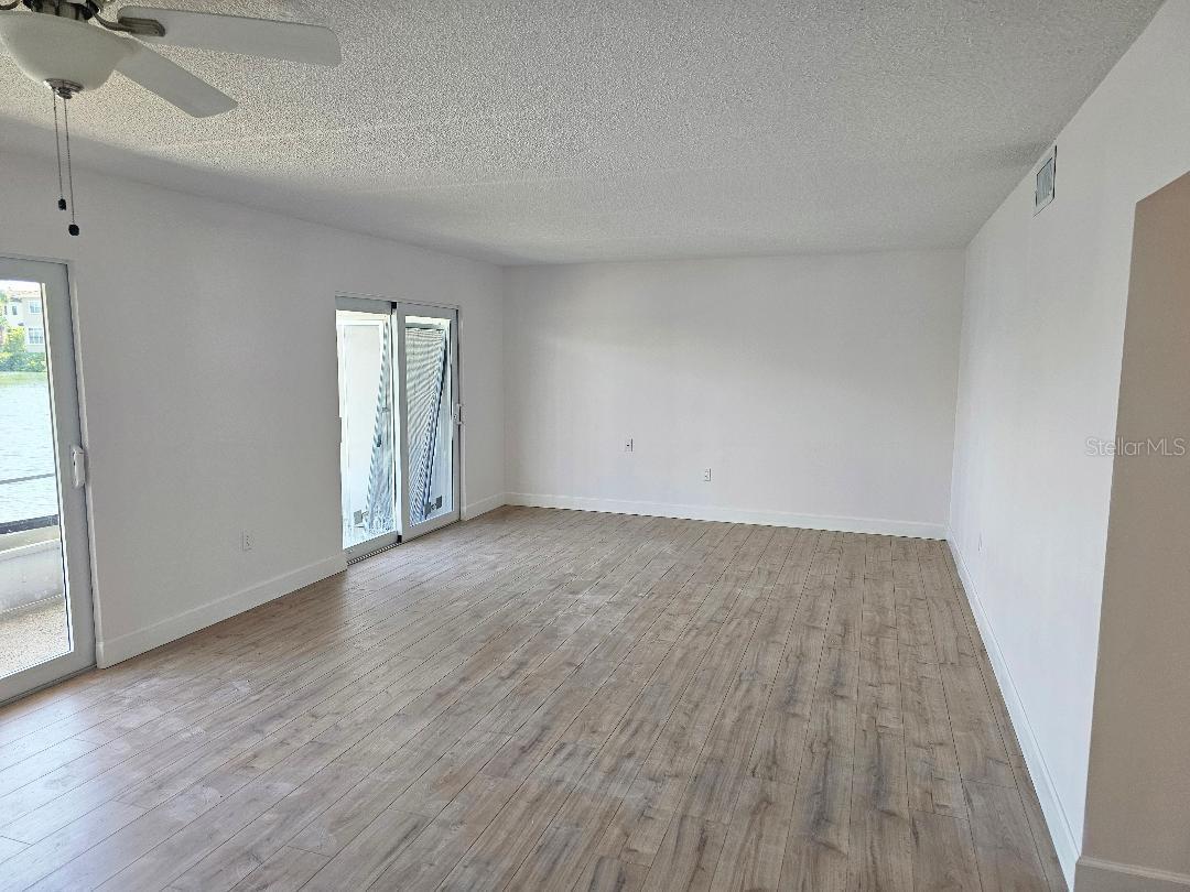 8822 Bay Pointe Drive, FL