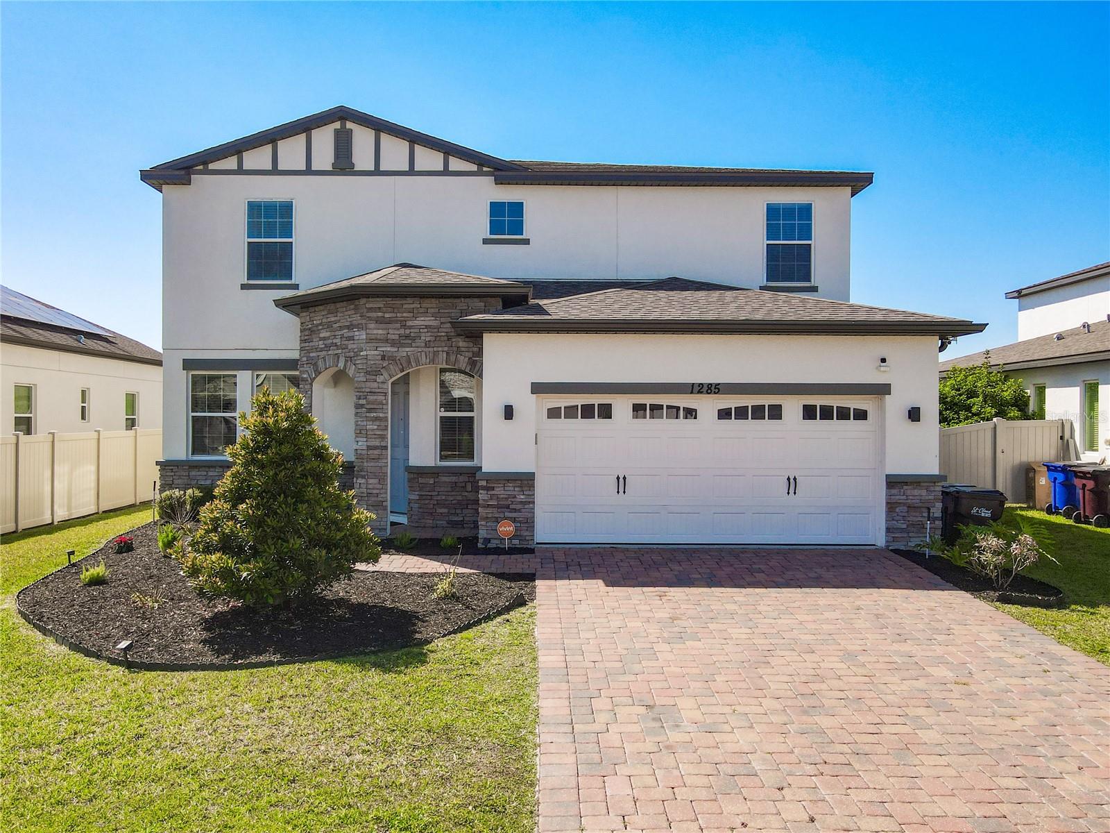 1285 Hilltop Pl, FL