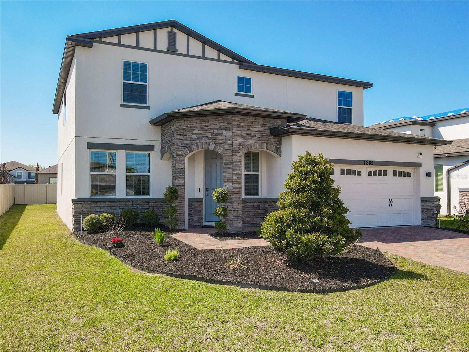 1285 Hilltop Place, FL