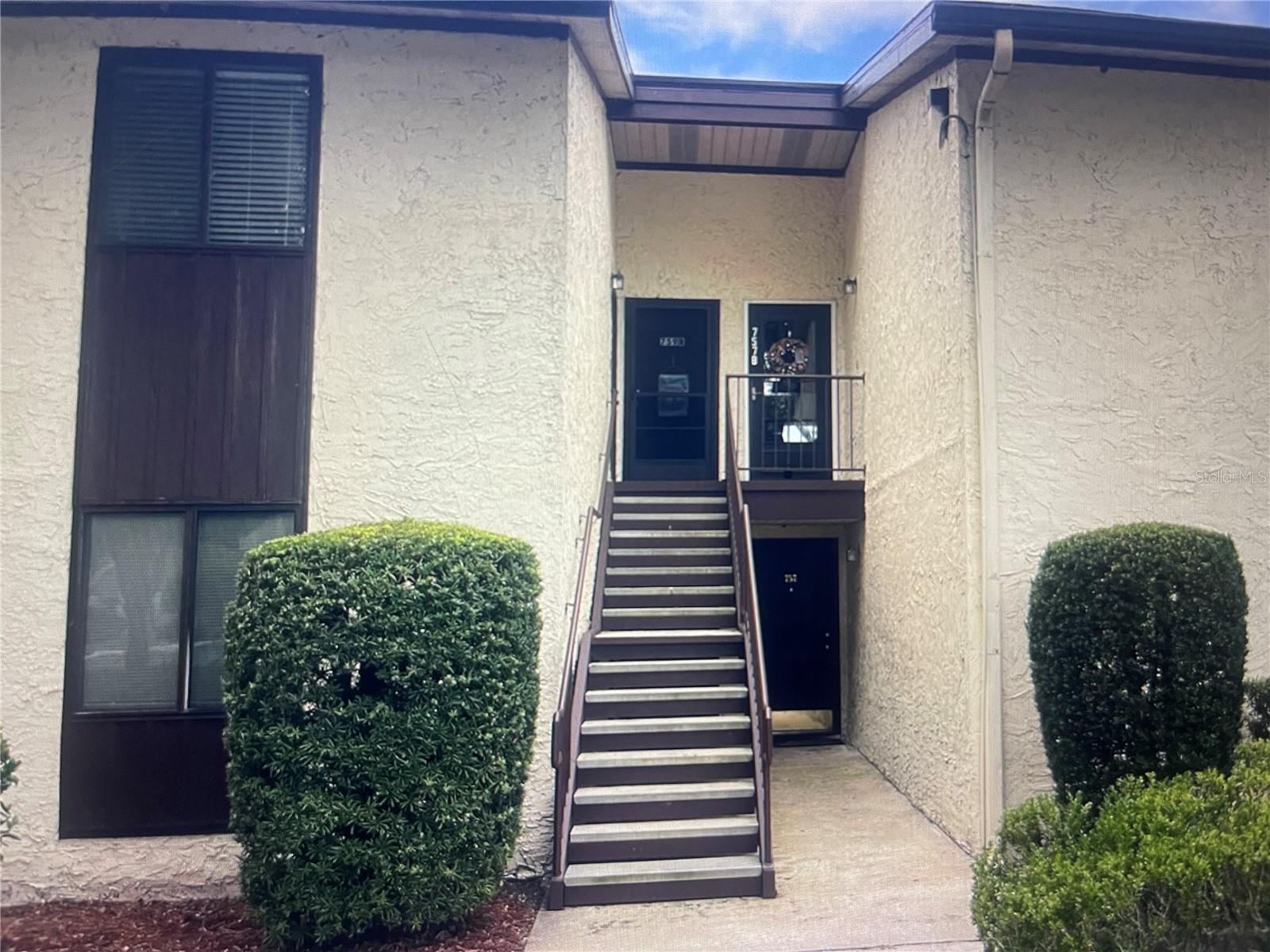757 Midway Dr #B, FL