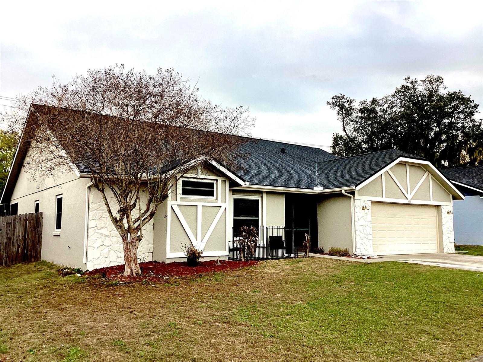 525 Rapid Falls Drive, FL