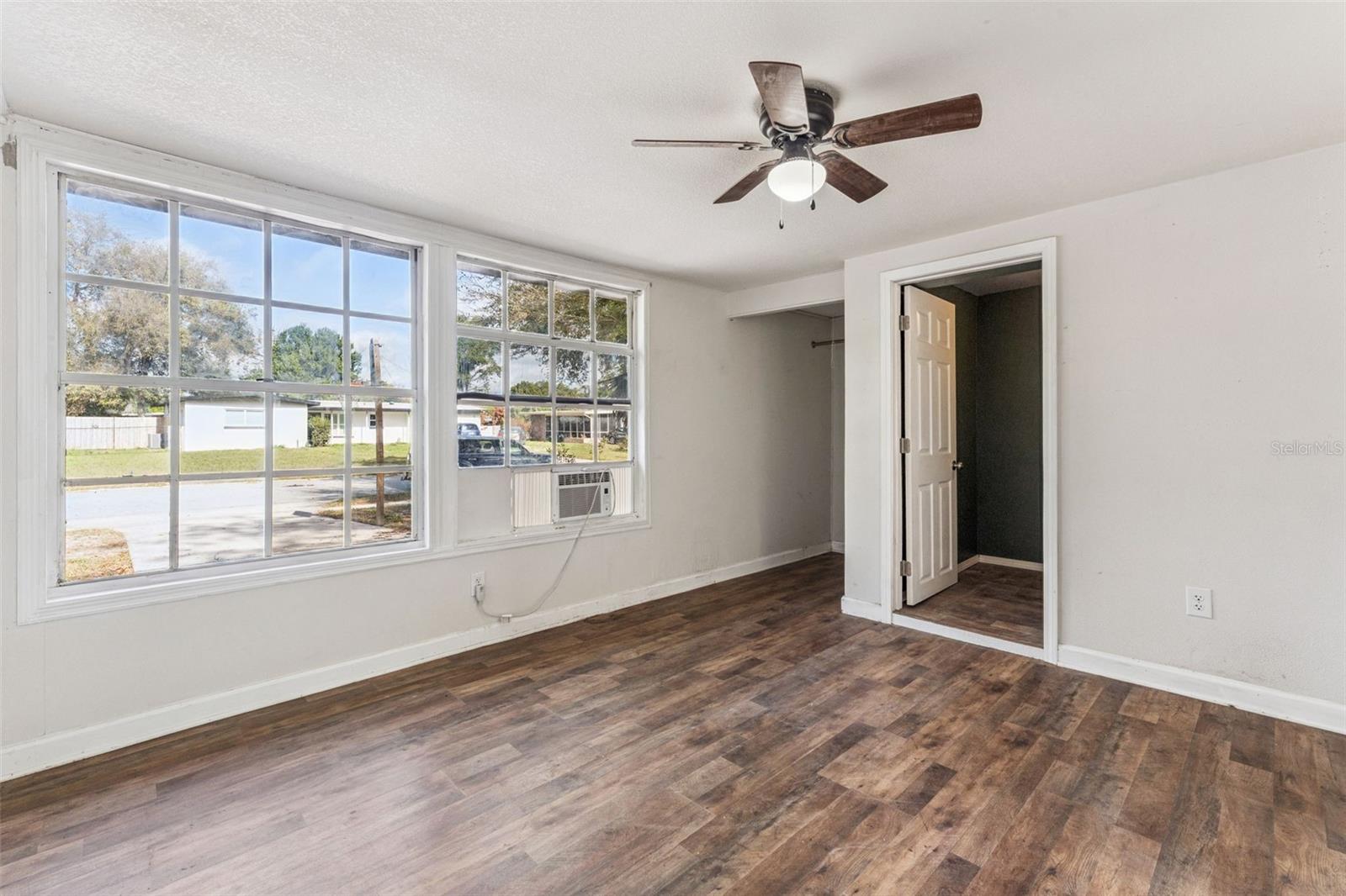 205 Oakland Avenue, FL