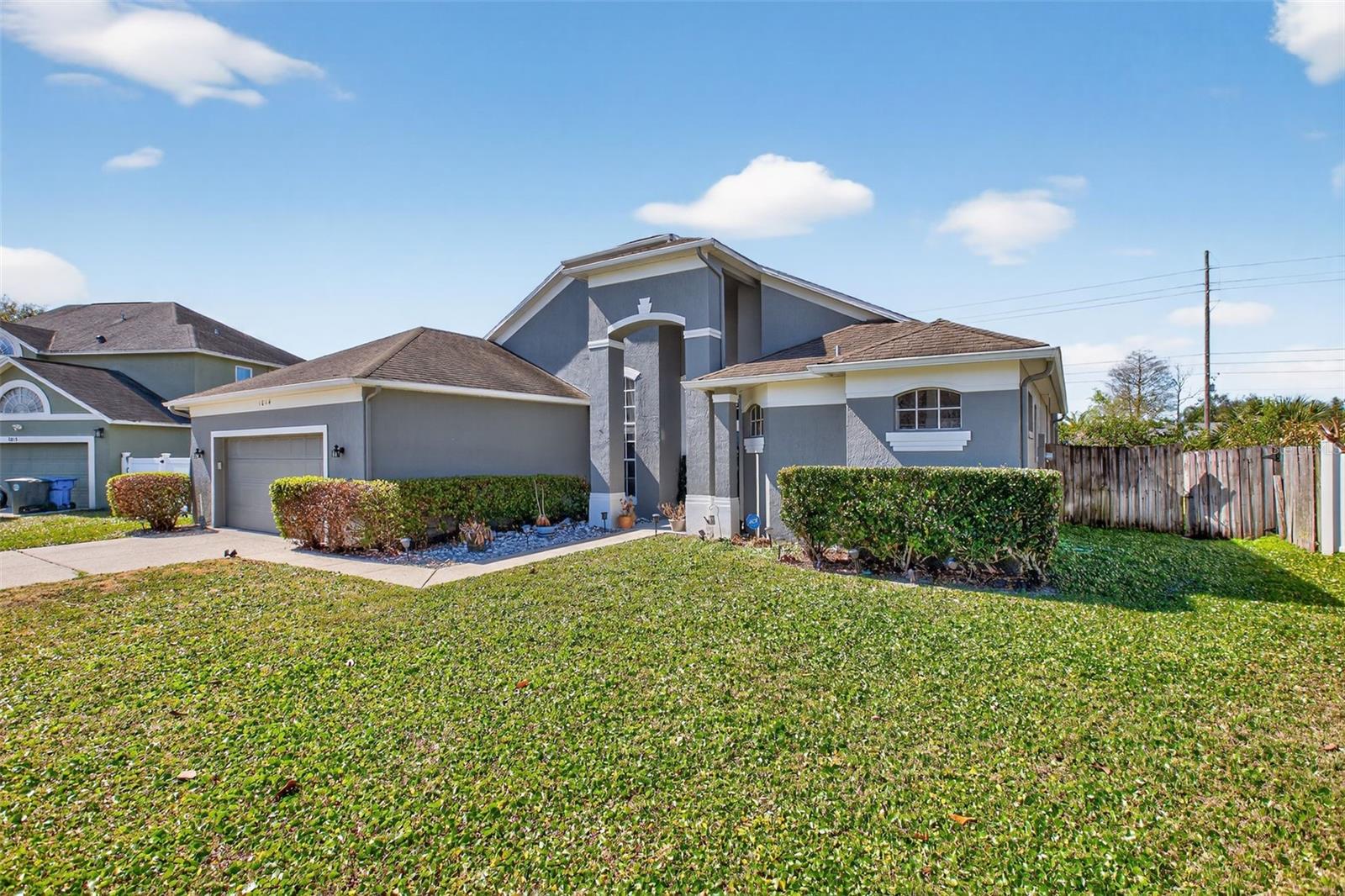 1014 Quaker Ridge Court, FL