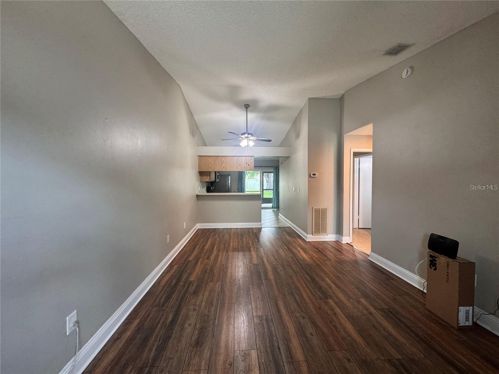 915 Burlwood Street, FL