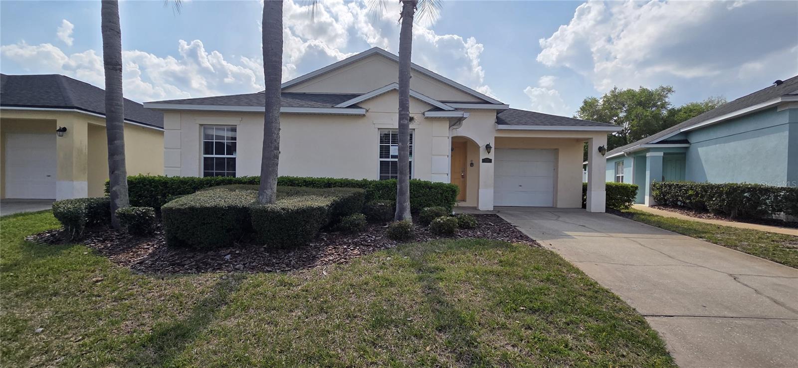 528 Reserve Dr, FL