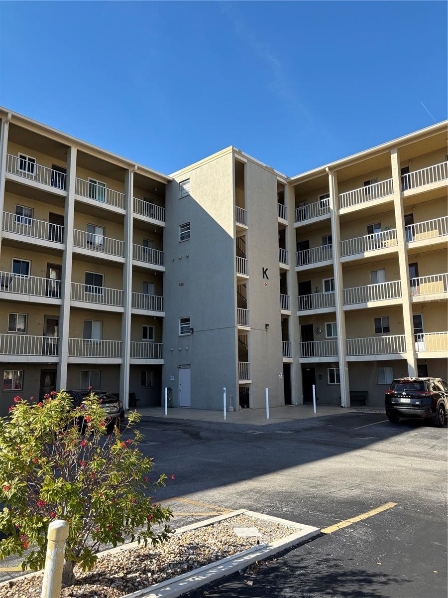 3514 Lake Bayshore Dr #K-108, FL