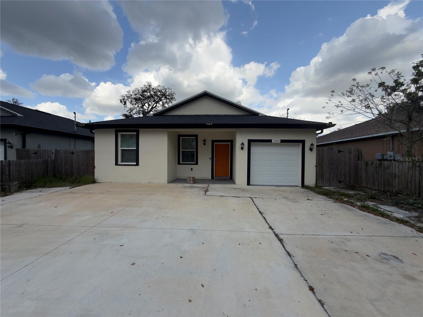 3204 E Mohawk Ave, FL