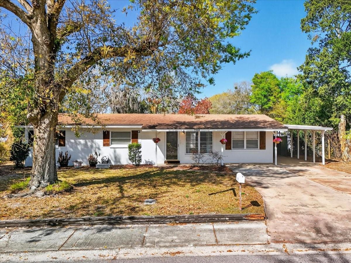702 Carmen Drive, FL