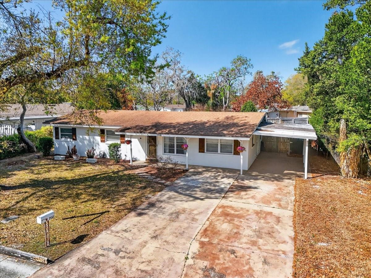 702 Carmen Drive, FL