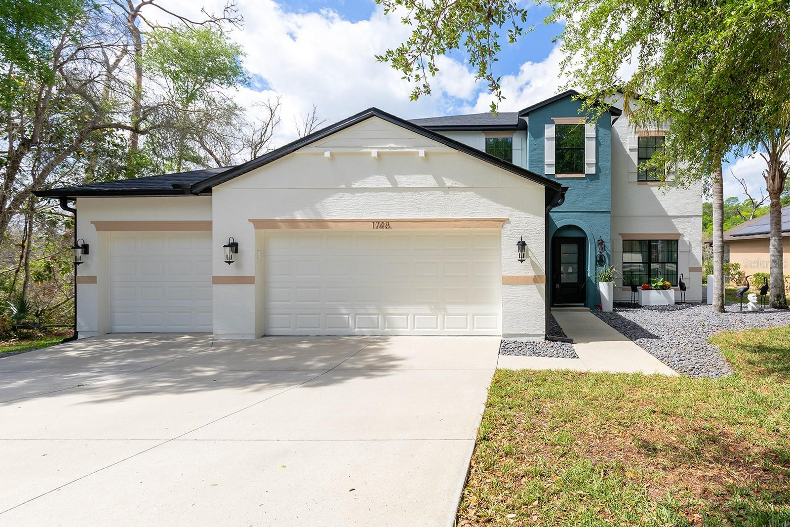 1748 Waterside Oaks Dr, FL