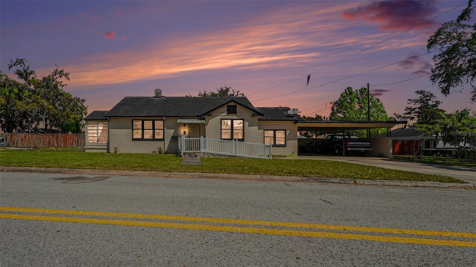 219 6th Street, FL