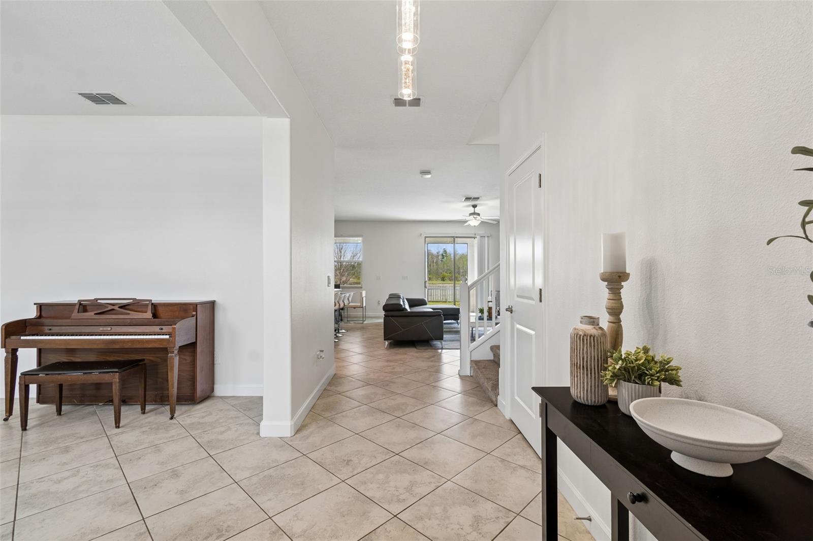 8960 Shadyside Lane, FL