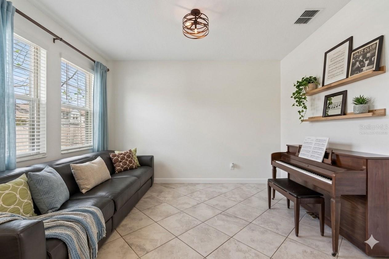 8960 Shadyside Lane, FL
