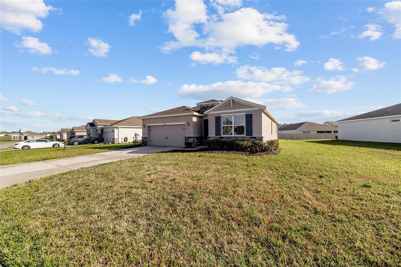 6053 93rd Loop, FL