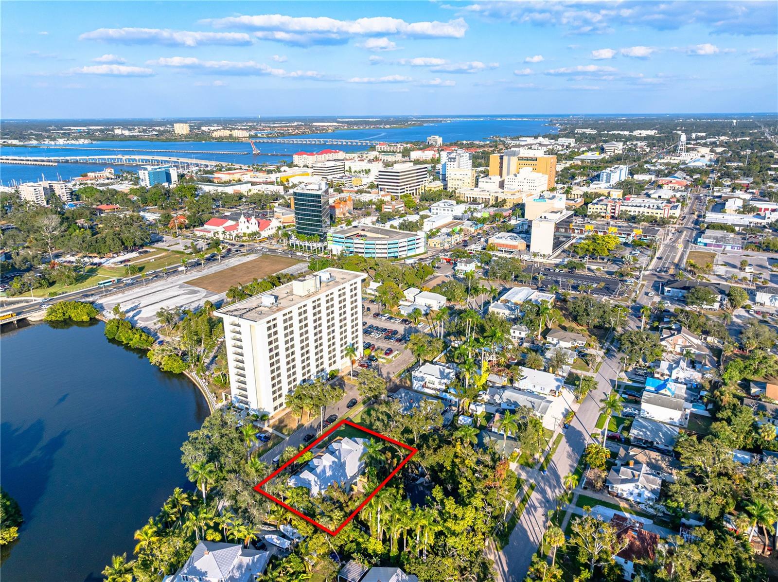 1559 7th Avenue, FL