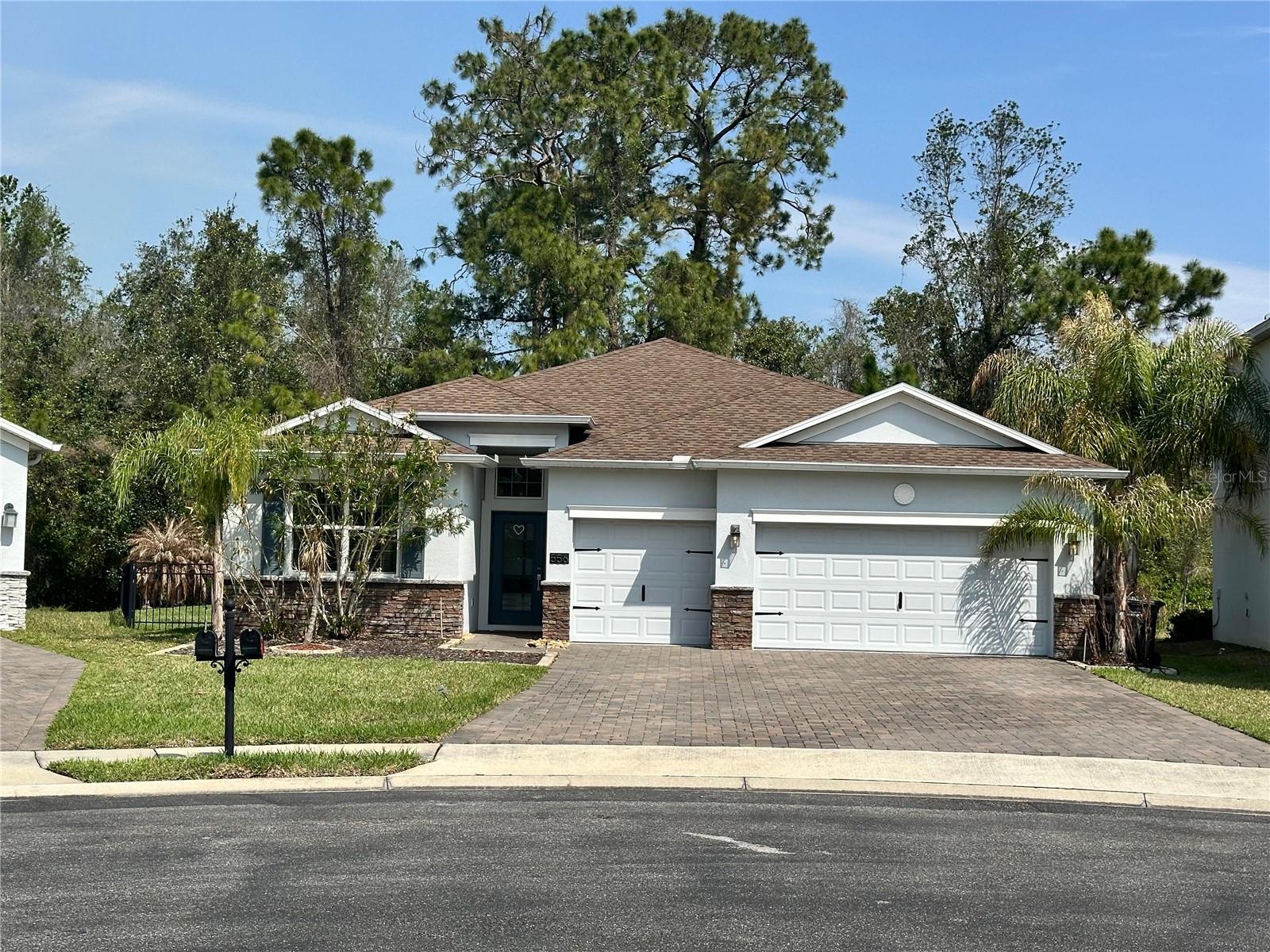 556 Brunswick Dr, FL