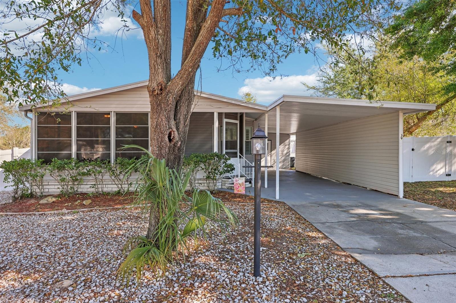 39 Maplehurst Avenue, FL