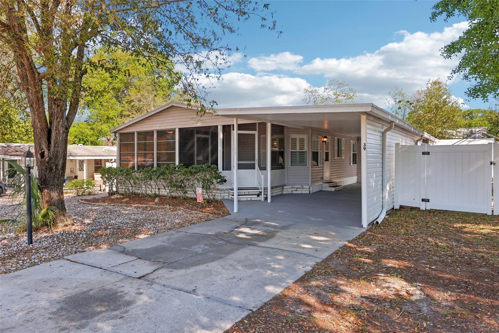 39 Maplehurst Avenue, FL