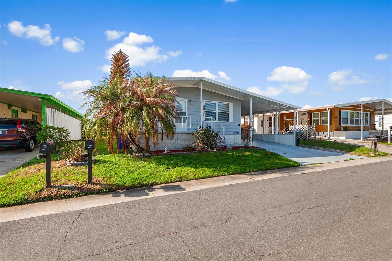 914 Pine Ridge Drive, FL