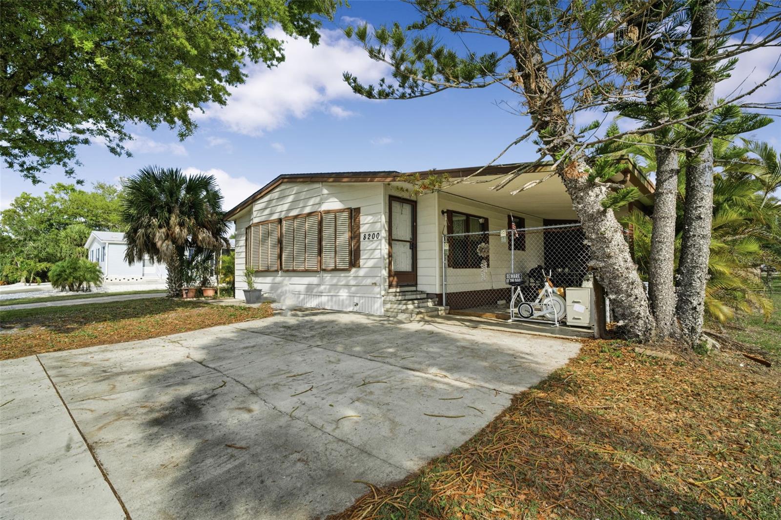 8200 Archie St, FL