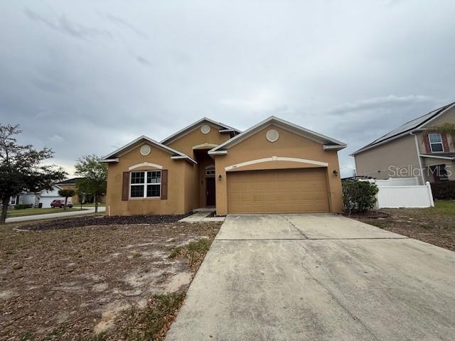 330 Gladesdale St, FL