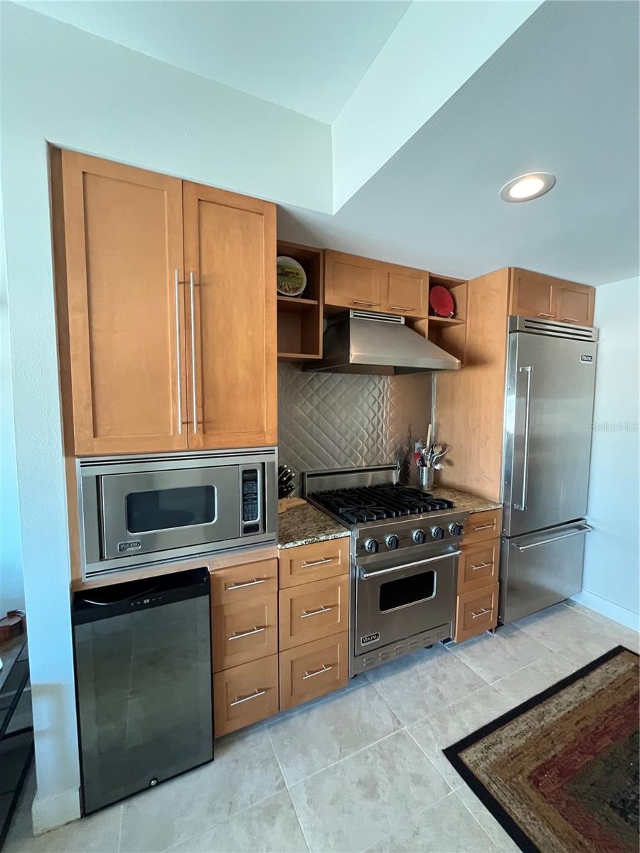 1120 Kennedy Boulevard, FL