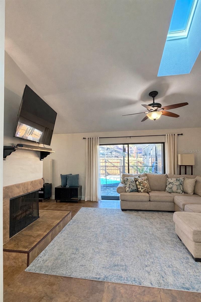 320 Ferdinand Drive, FL
