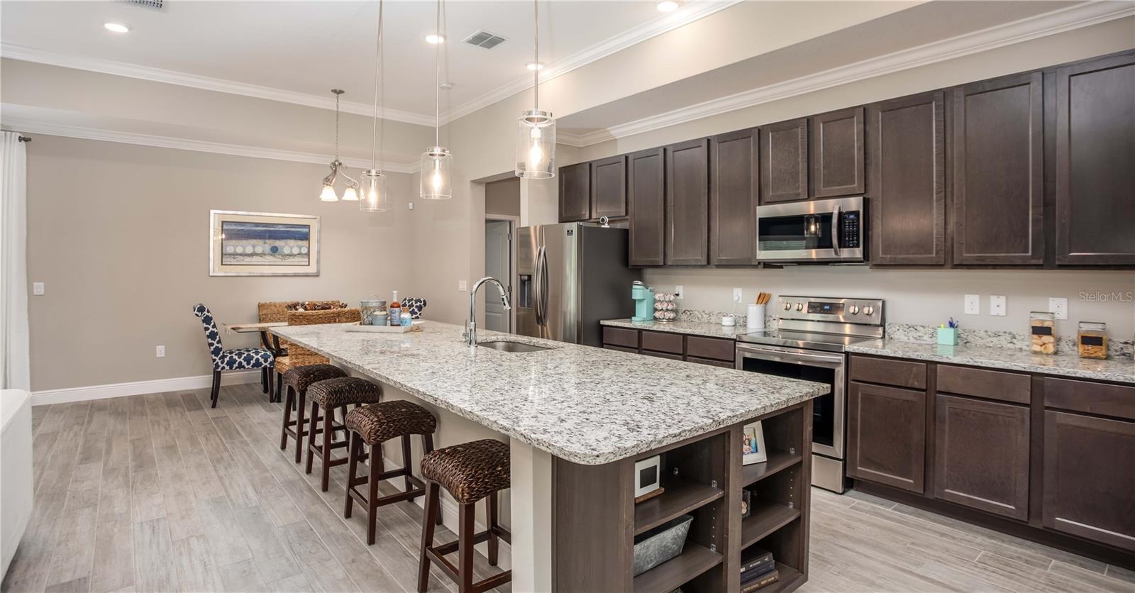 902 Buckeye Drive, FL