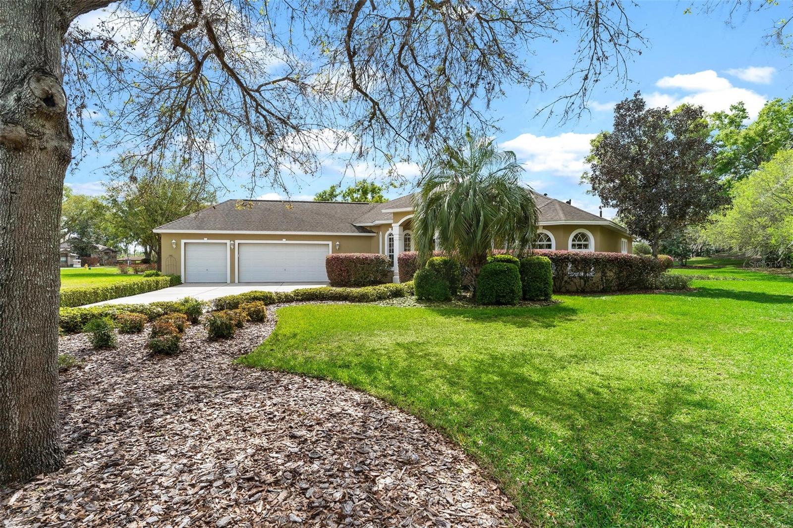 6053 Spinnaker Loop, FL