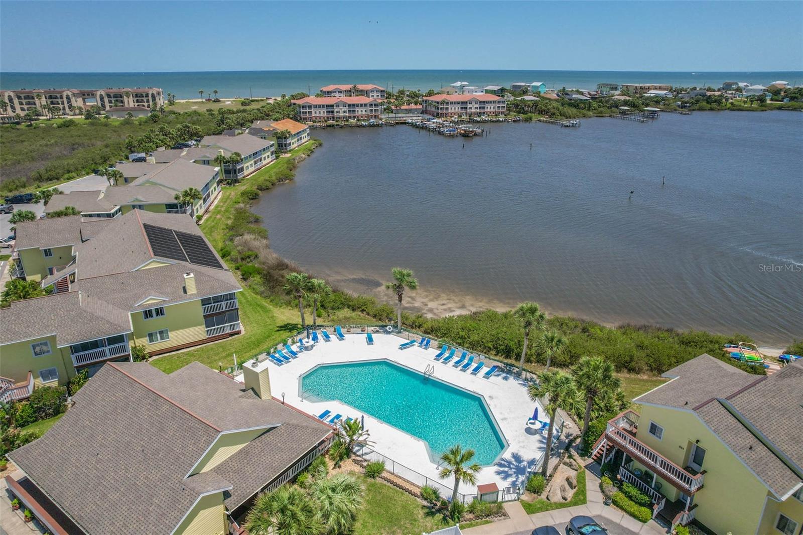 611 Ocean Marina Drive, FL